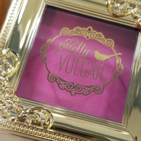 Makeup bundle - Picture 2 of 4